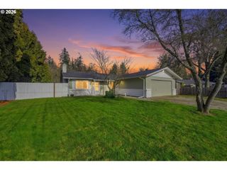 47 VAN FOSSEN Ct, Eugene, OR 97404