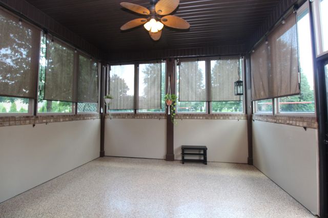 337 Crooked Creek Ln, Hendersonville, TN 37075