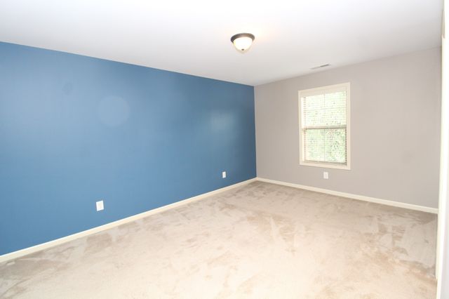 337 Crooked Creek Ln, Hendersonville, TN 37075