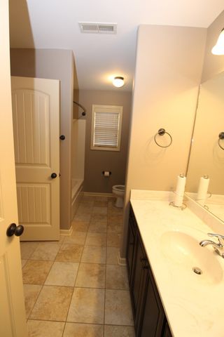 337 Crooked Creek Ln, Hendersonville, TN 37075