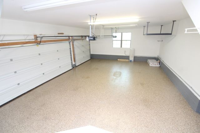 337 Crooked Creek Ln, Hendersonville, TN 37075