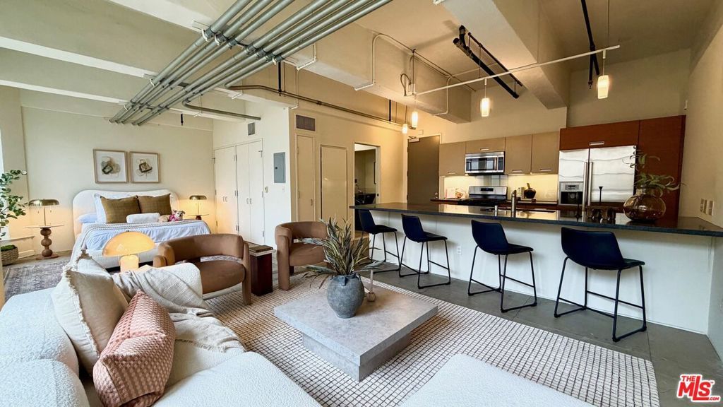 746 S Los Angeles Street 307, Los Angeles, CA 90014 — photo 3
