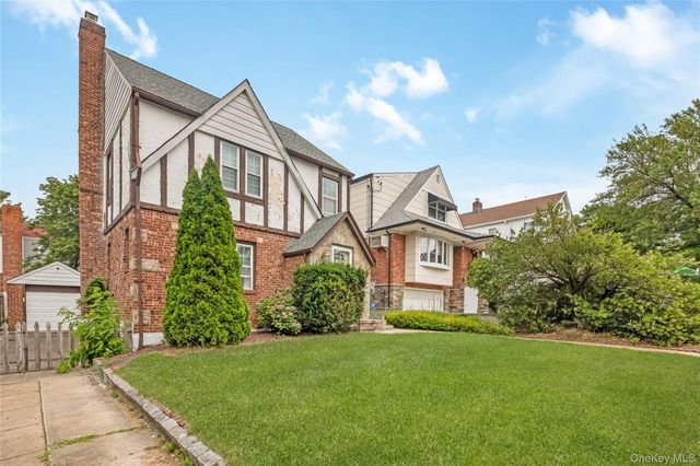 24829 Cambria Avenue, Little Neck, NY 11362