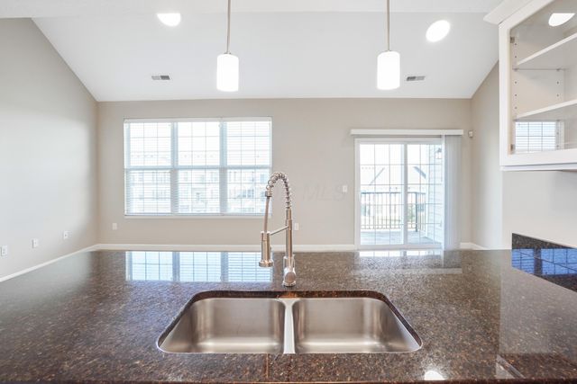 5903 Spruce Forest Drive, Dublin, OH 43016