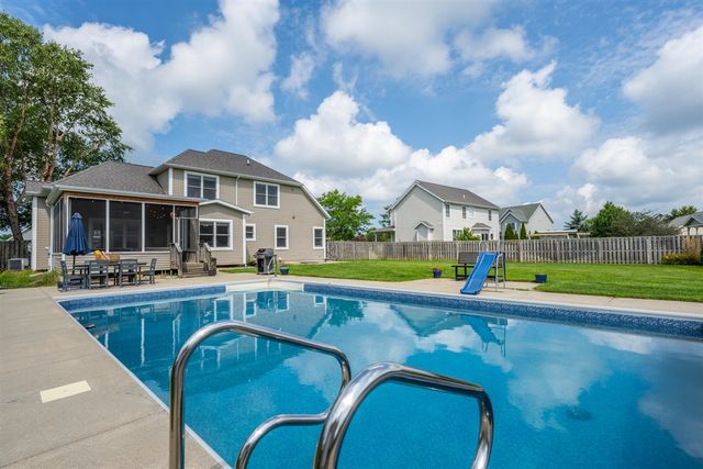5901 Wabash Lane, Stevensville, MI 49127