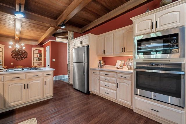 718 RANDALL AVENUE, De Pere, WI 54115