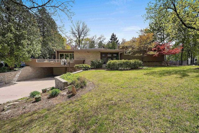 718 RANDALL AVENUE, De Pere, WI 54115