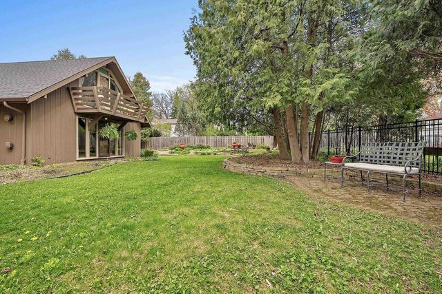 718 RANDALL AVENUE, De Pere, WI 54115