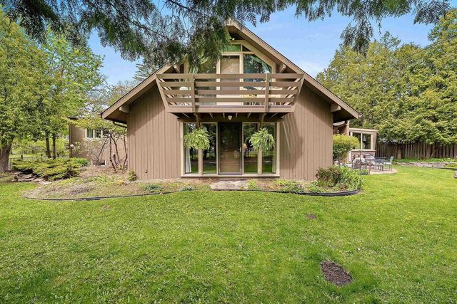 718 RANDALL AVENUE, De Pere, WI 54115