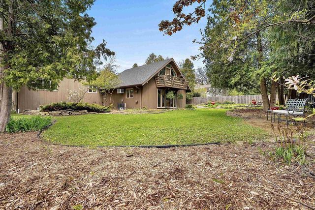 718 RANDALL AVENUE, De Pere, WI 54115