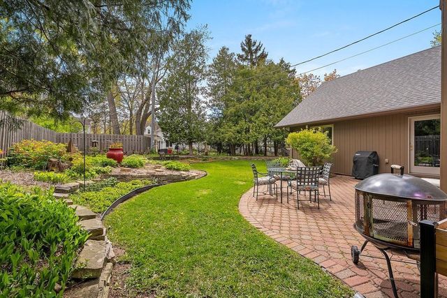 718 RANDALL AVENUE, De Pere, WI 54115