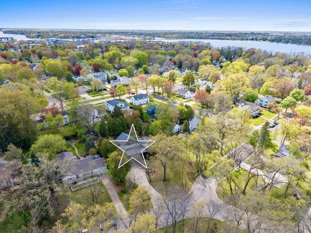 718 RANDALL AVENUE, De Pere, WI 54115