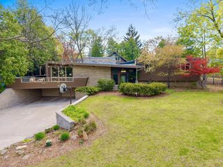 718 RANDALL AVENUE, De Pere, WI 54115