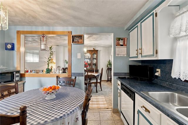 23 Kinsman Street, Cumberland, RI 02864