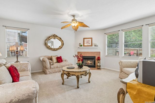 1008 OAK RDG, Schertz, TX 78154