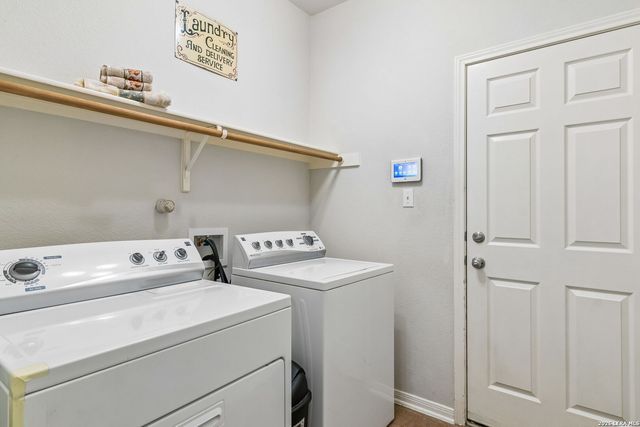 1008 OAK RDG, Schertz, TX 78154