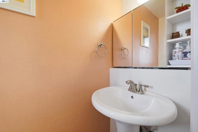 8985 8985 Alcosta Blvd 162, San Ramon, CA 94583