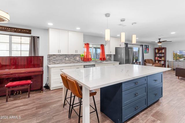 4753 W LUPINE Avenue, Glendale, AZ 85304