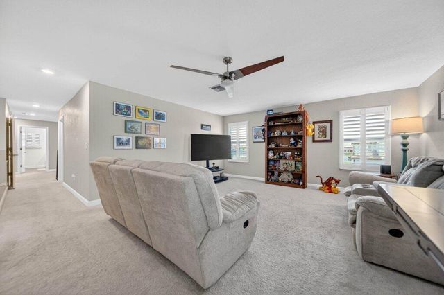 7528 NW Deysbrook Lane, Port St. Lucie, FL 34987
