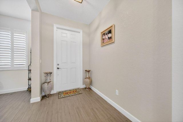 7528 NW Deysbrook Lane, Port St. Lucie, FL 34987