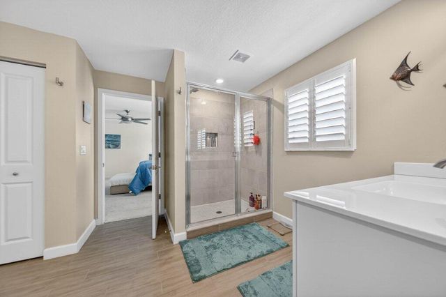 7528 NW Deysbrook Lane, Port St. Lucie, FL 34987