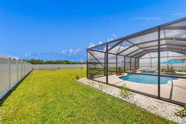 7528 NW Deysbrook Lane, Port St. Lucie, FL 34987