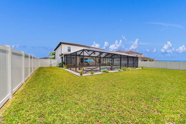 7528 NW Deysbrook Lane, Port St. Lucie, FL 34987