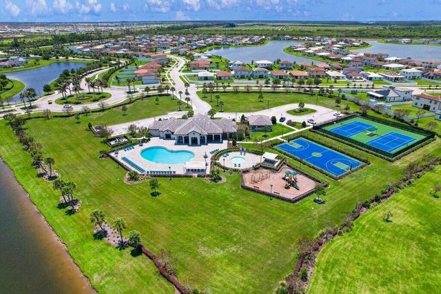 7528 NW Deysbrook Lane, Port St. Lucie, FL 34987