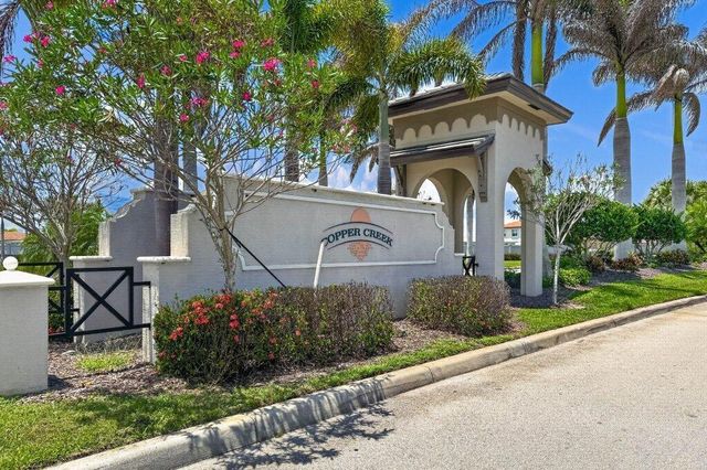 7528 NW Deysbrook Lane, Port St. Lucie, FL 34987