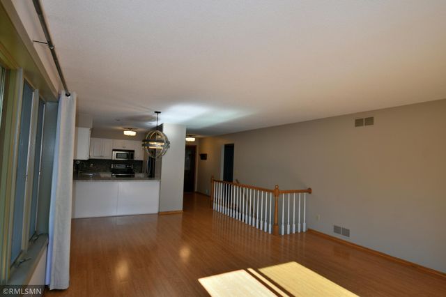 580 Evergreen Drive 21, New Richmond, WI 54017