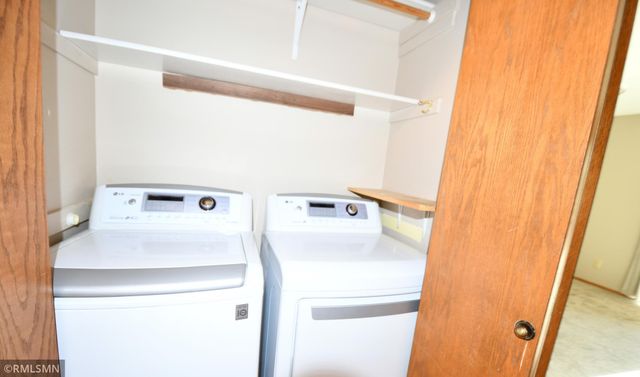 580 Evergreen Drive 21, New Richmond, WI 54017