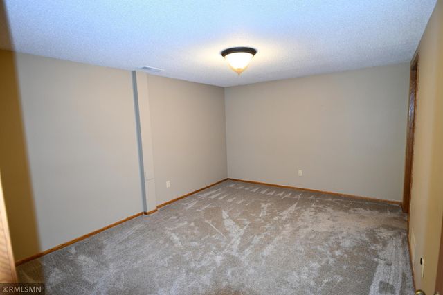 580 Evergreen Drive 21, New Richmond, WI 54017