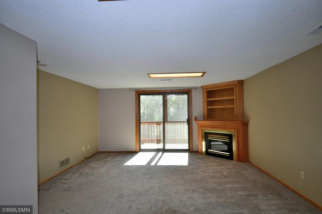 580 Evergreen Drive 21, New Richmond, WI 54017