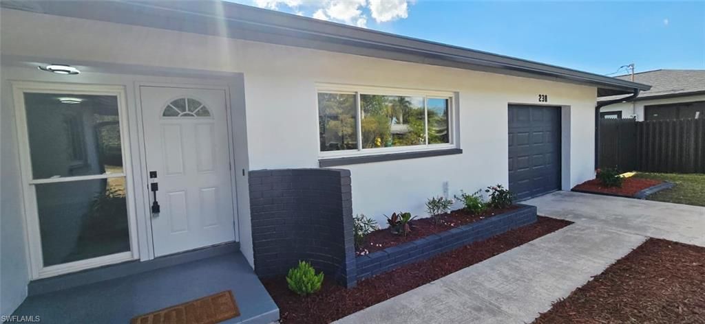 Image 3 of property listing at 238 SE 46th LN, Cape Coral, FL 33904