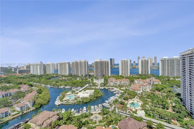 1000 W Island Boulevard 2908, Aventura, FL 33160