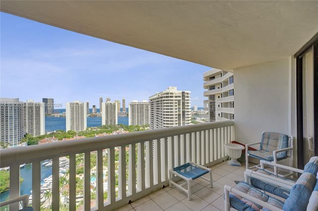 1000 W Island Boulevard 2908, Aventura, FL 33160