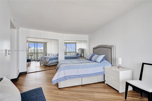 1000 W Island Boulevard 2908, Aventura, FL 33160