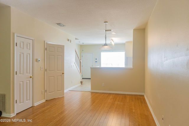 3514 TWISTED TREE Lane, Jacksonville, FL 32216