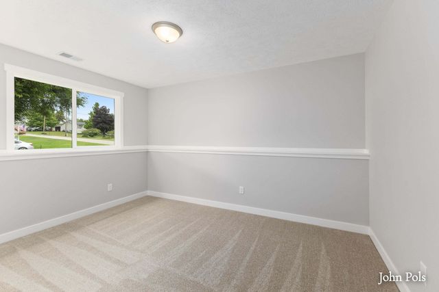 222 E Ellis Avenue, Belding, MI 48809