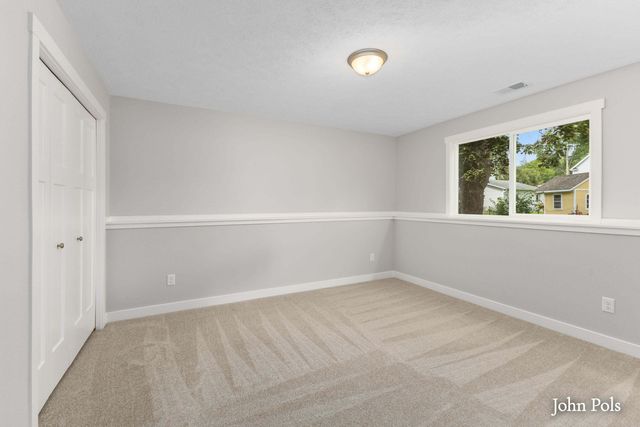 222 E Ellis Avenue, Belding, MI 48809