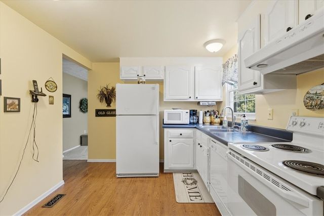125 Oakhaven Dr., Economy, PA 15042