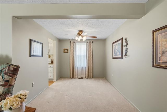 125 Oakhaven Dr., Economy, PA 15042