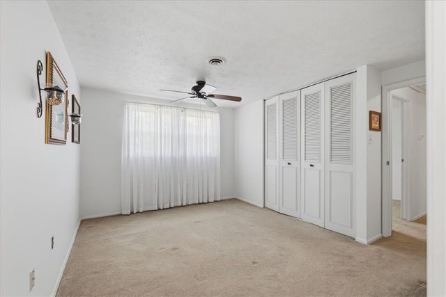 125 Oakhaven Dr., Economy, PA 15042