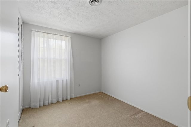 125 Oakhaven Dr., Economy, PA 15042