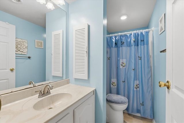 125 Oakhaven Dr., Economy, PA 15042
