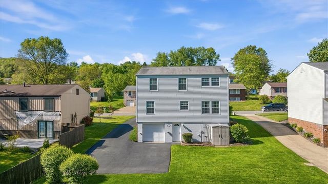 125 Oakhaven Dr., Economy, PA 15042