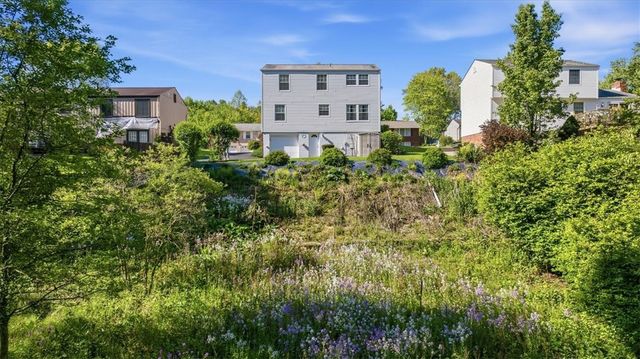 125 Oakhaven Dr., Economy, PA 15042