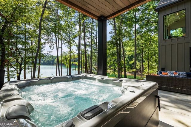 9330 Lisa Circle, Gainesville, GA 30506