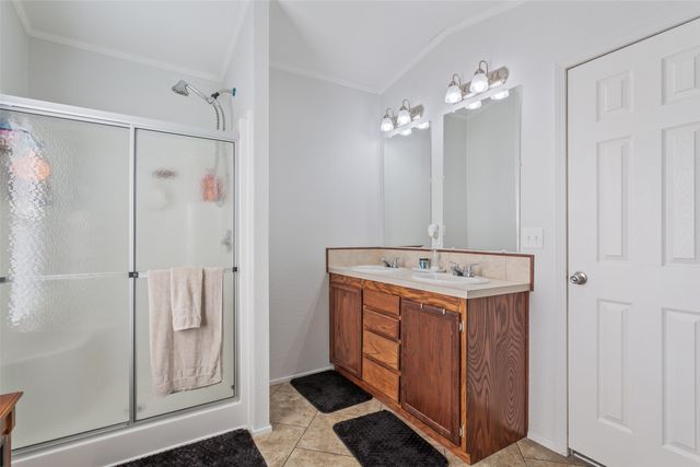 424 State Highway 53, Rosebud, TX 76570