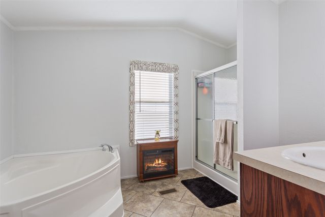 424 State Highway 53, Rosebud, TX 76570